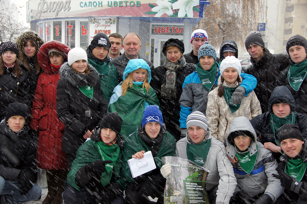 0 693e2_b042d940_XXL