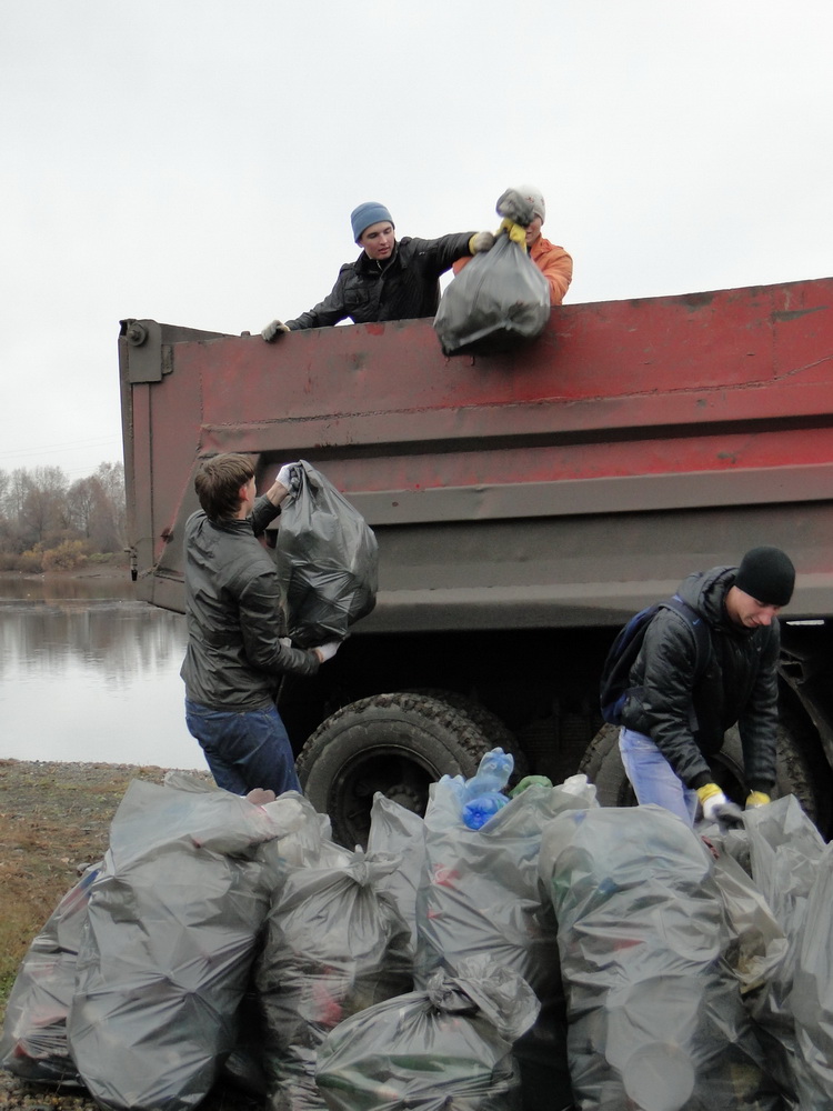 Мусор с карьеров 